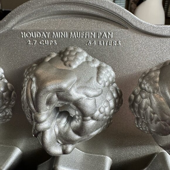 Nordic Ware Holiday Mini Muffin Pan 4 Different patterns star, wreath, Trees - Picture 7 of 16